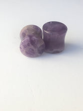 Load image into Gallery viewer, 1/2” Double Flared Amethsyt Stone Plugs Circle Shape
