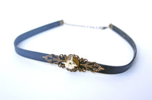 Load image into Gallery viewer, Snake Vertebrae Choker Necklace - Taxidermy Jewelry, Oddities Jewelry, Goth Style, Curiosities
